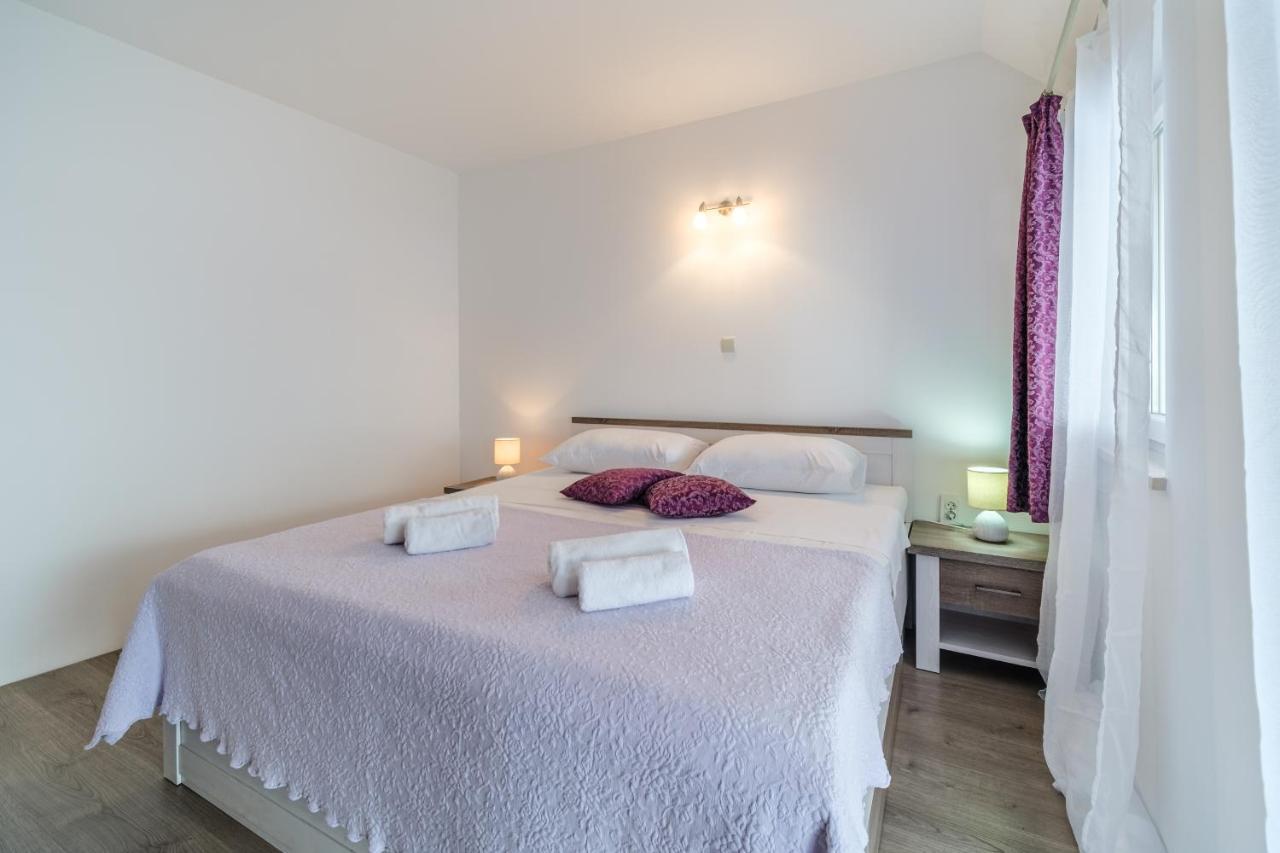 Rooms Plaza Divuje Murvica  Εξωτερικό φωτογραφία